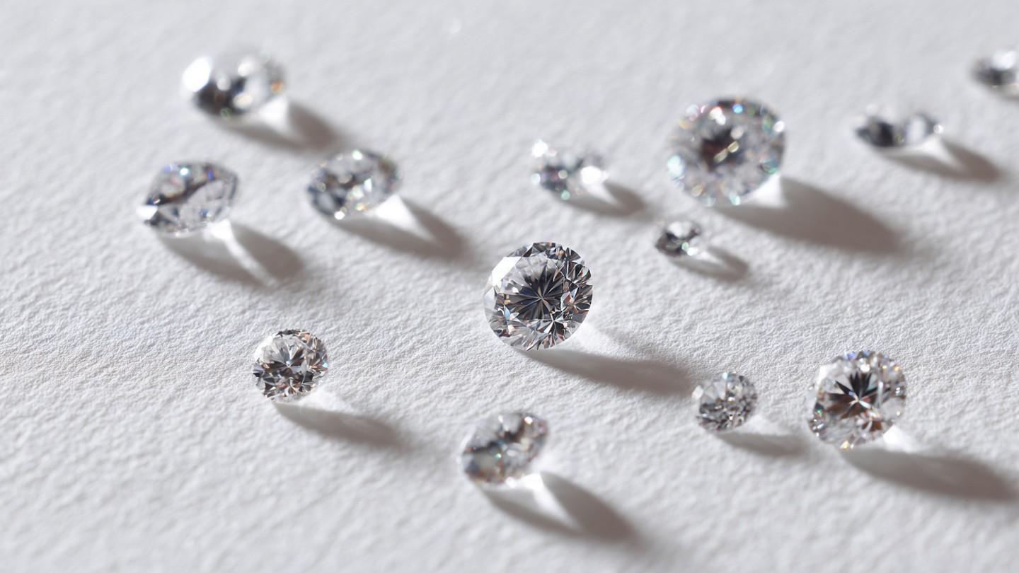 Loose certified diamonds from Zahra Diamonds Surat — GIA and IGI certified natural and CVD loose stones